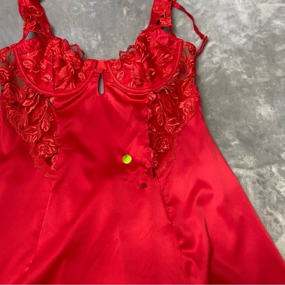 New! For Love & Lemons FLAWED Red Romantic Roses Slip Dress 10972 - Picture 5 of 10